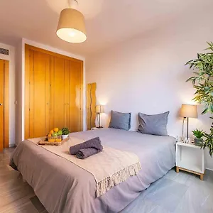 Carlos Haya Beautiful With Parking Apartamento